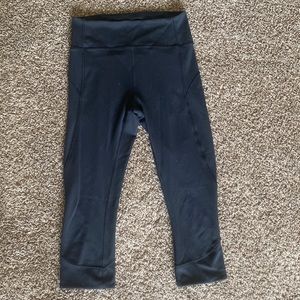 Lululemon Women’s Black Workout Capris